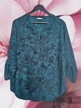 Maurices Teal Floral V-Neck Roll-Sleeve Blouse